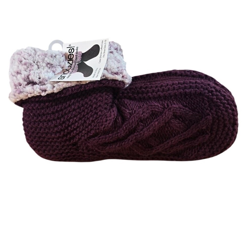 Snoozies! Sherpa lined socks  Purple Size‎ 5-10 Women Brand New!